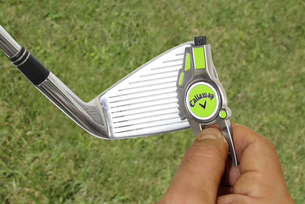 Golf 4 in 1 Divot Repair Tool, Includes Ball Marker, Brush and Groove Cleaner, Green